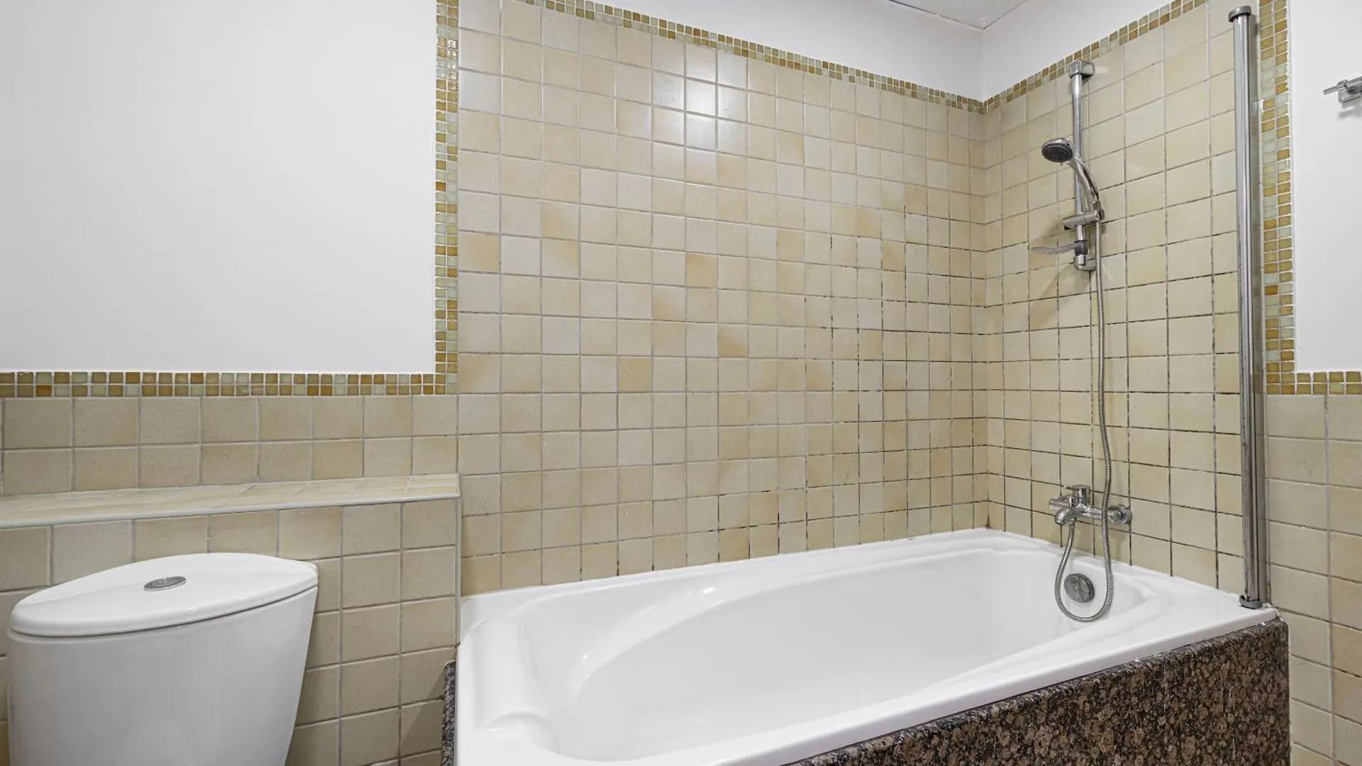 Apartment 2Br Close To The Beach - Projector Nights Dubai
