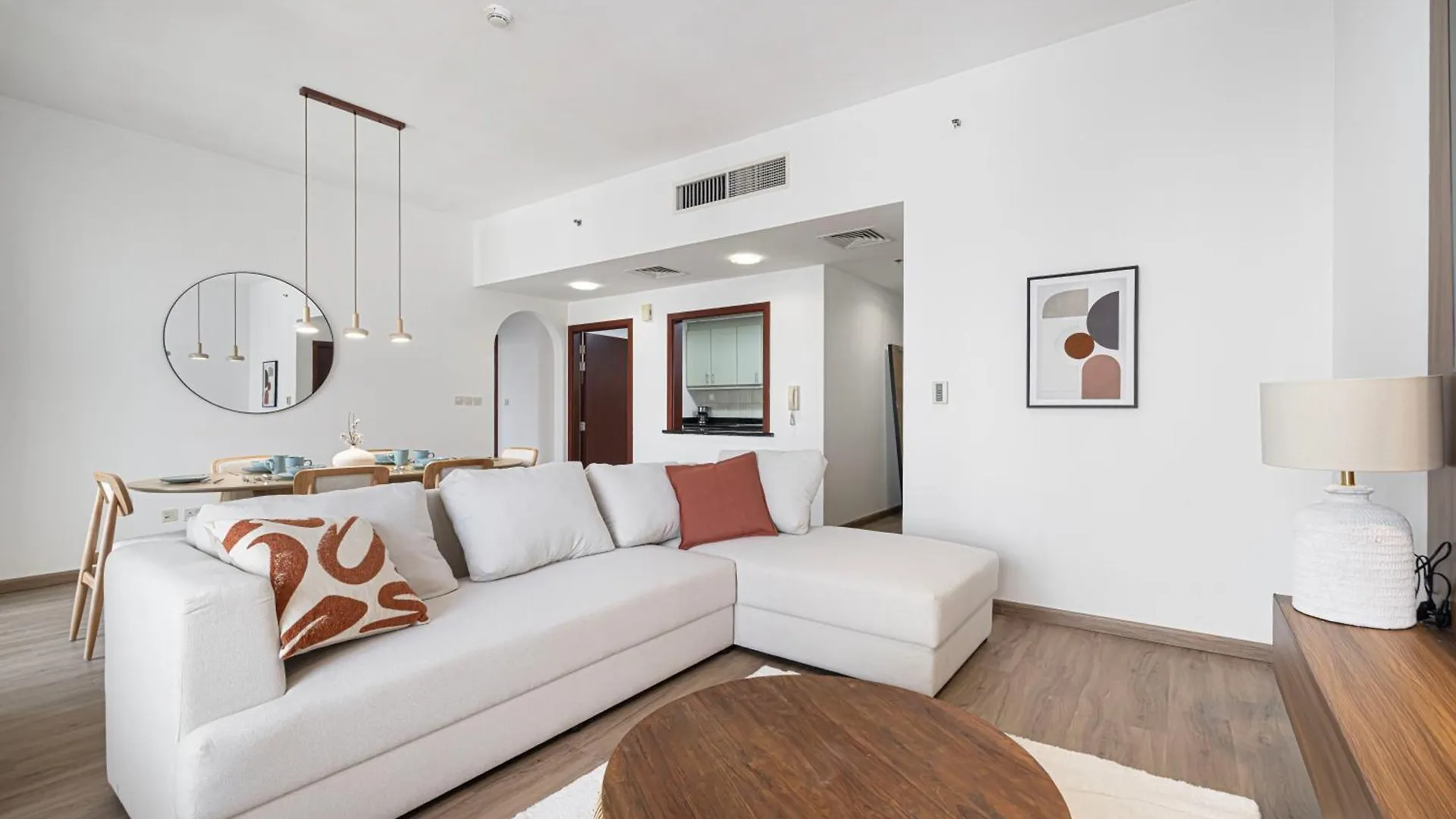 2Br Close To The Beach - Projector Nights Dubai Apartment
