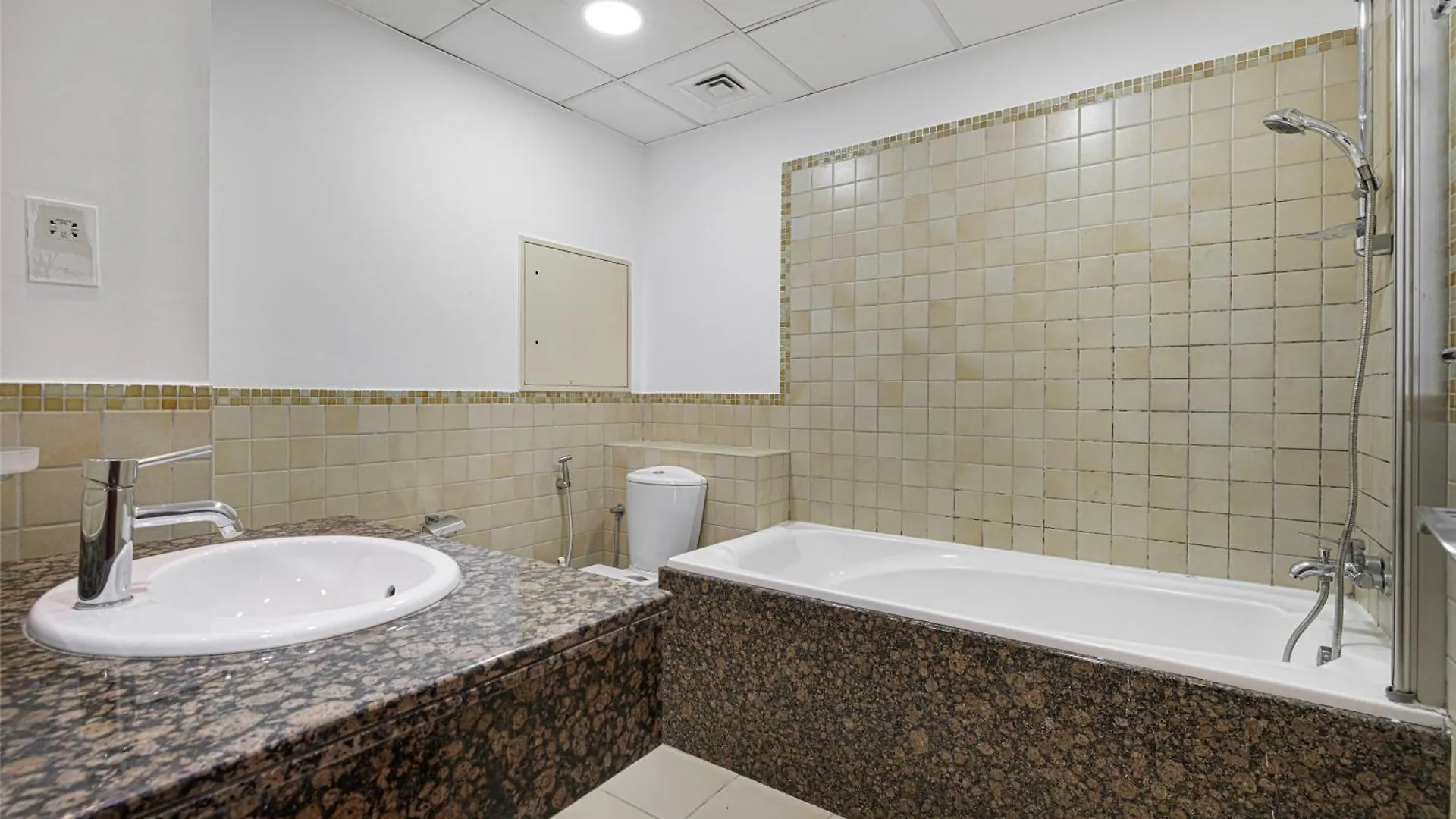 דירה דובאי 2Br Close To The Beach - Projector Nights