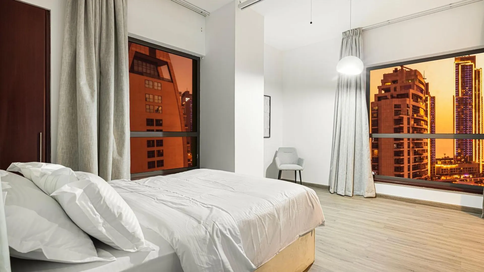 דירה דובאי 2Br Close To The Beach - Projector Nights איחוד האמירויות הערביות